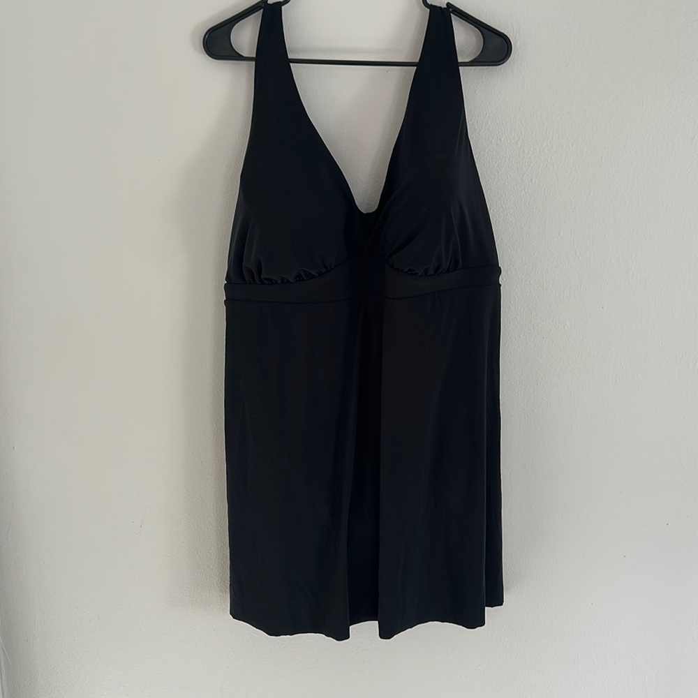 Women's Size 20 Black One Piece Swim Suit  AquaGreen